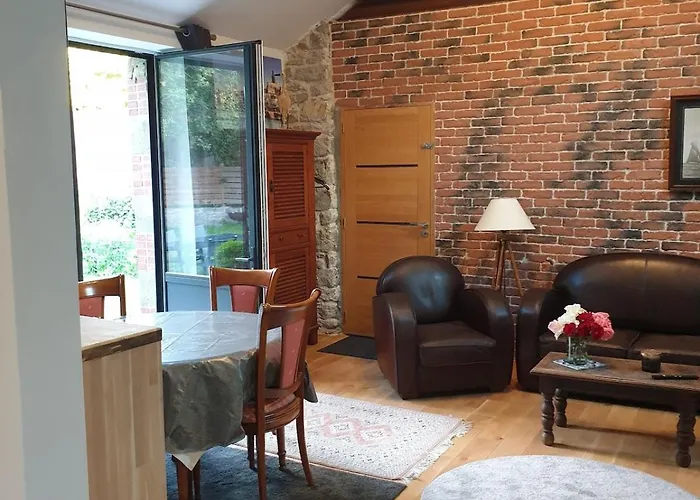 Maison De Charme Avec Jardin-calme- Fibre *